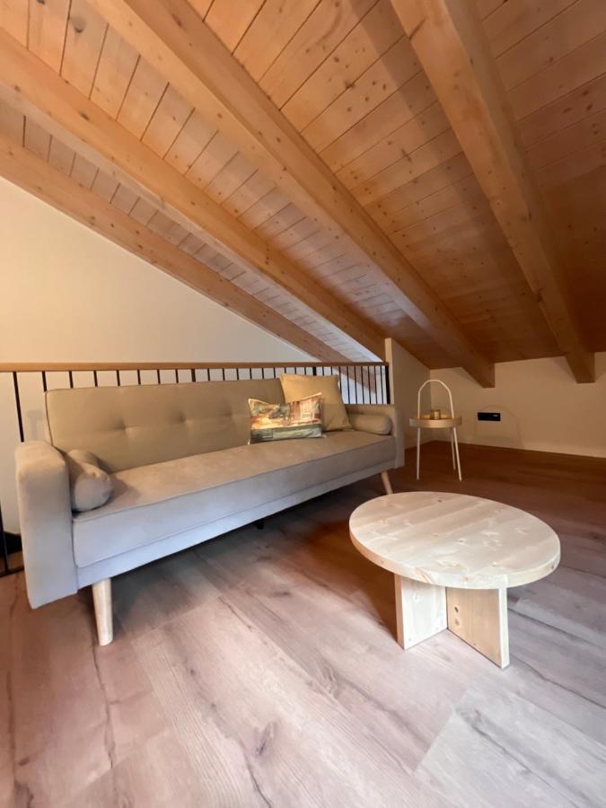 Apartamentos Turisticos: Tu Casa En Sahun Extérieur photo