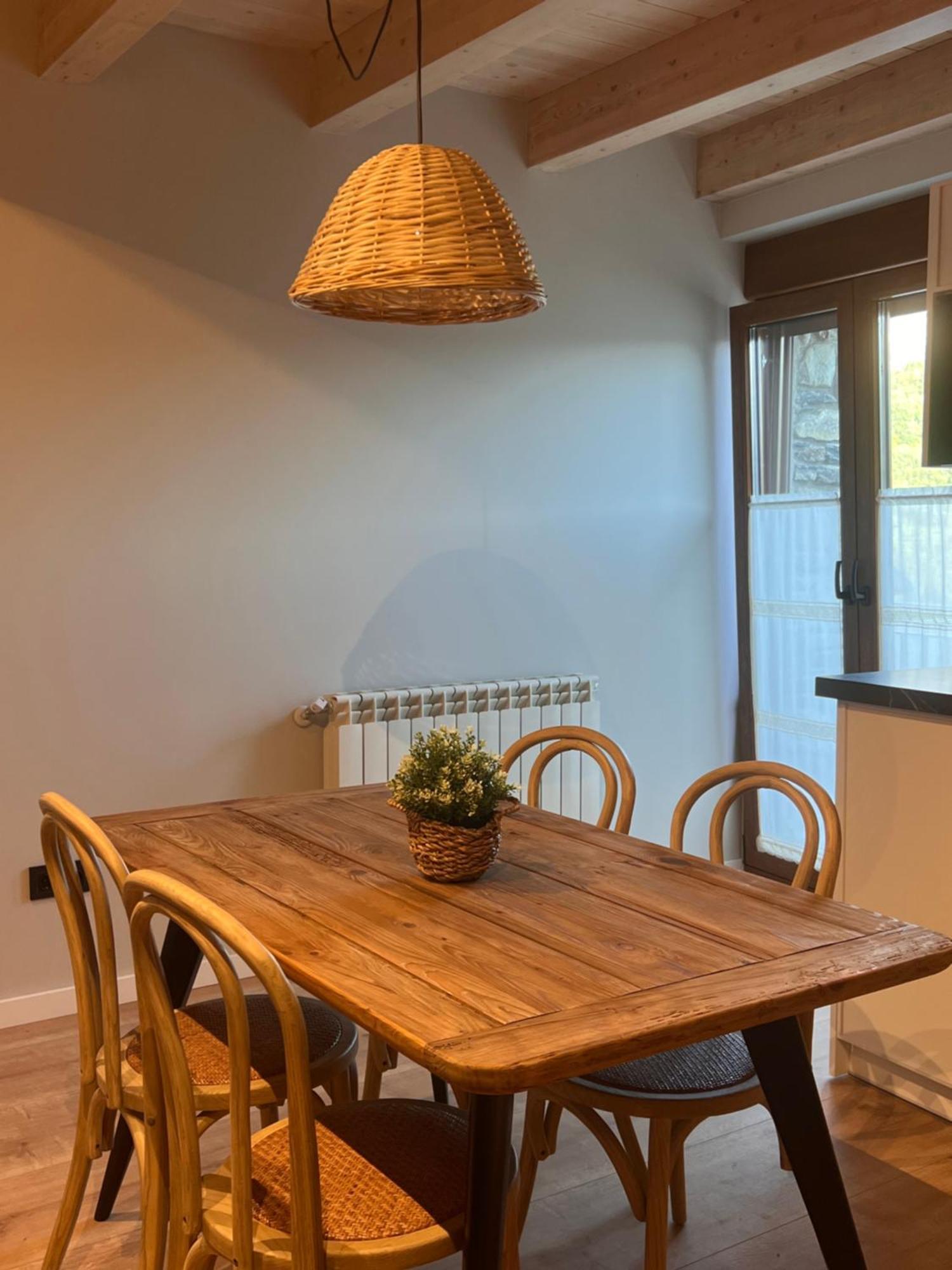 Apartamentos Turisticos: Tu Casa En Sahun Chambre photo
